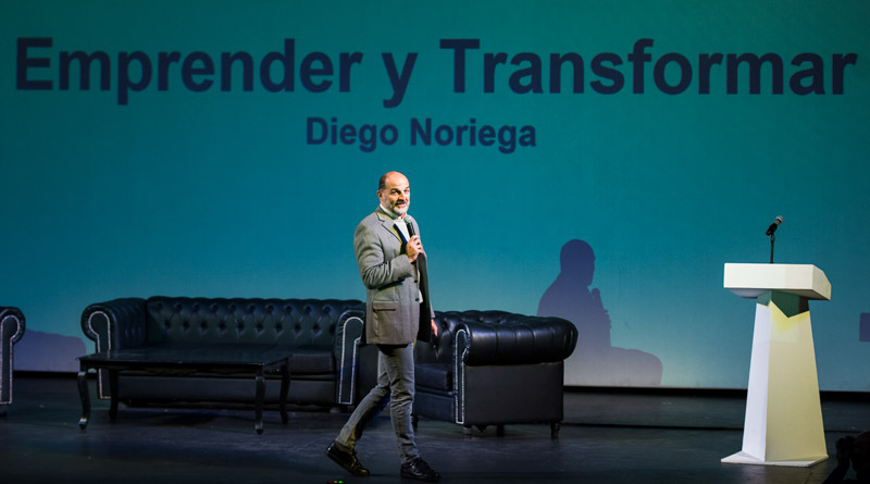 Diego Noriega - Conferencia Cumbre de Jovenes Lideres - Emprender y Transformar 2018